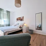 Happyside - Sm00Th - Landhaustil - Wlan - Nespresso